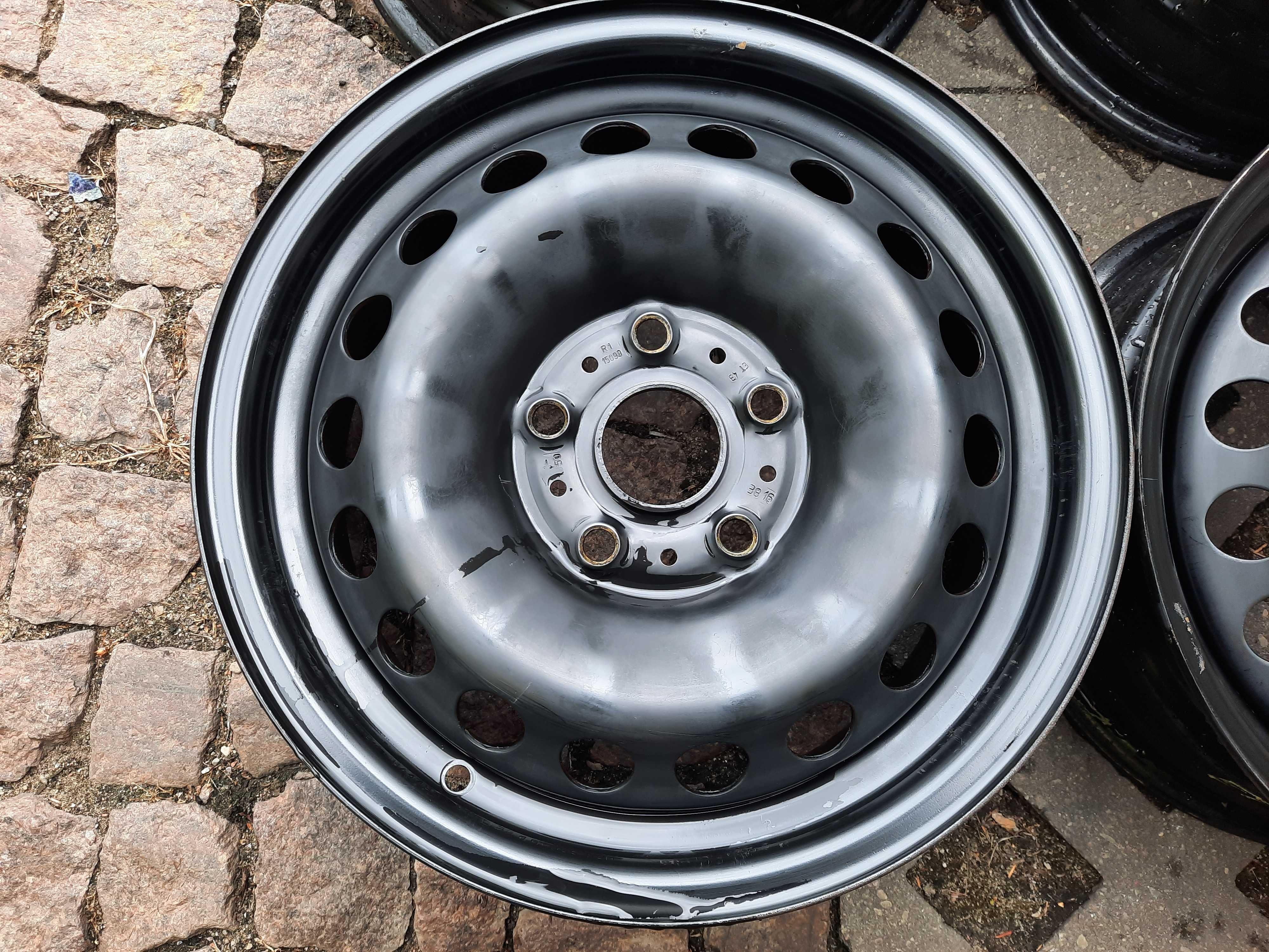 Niemieckie felgi stalowe VW 15" 5x112x57,1 ET43 Golf VII Skoda Octavia