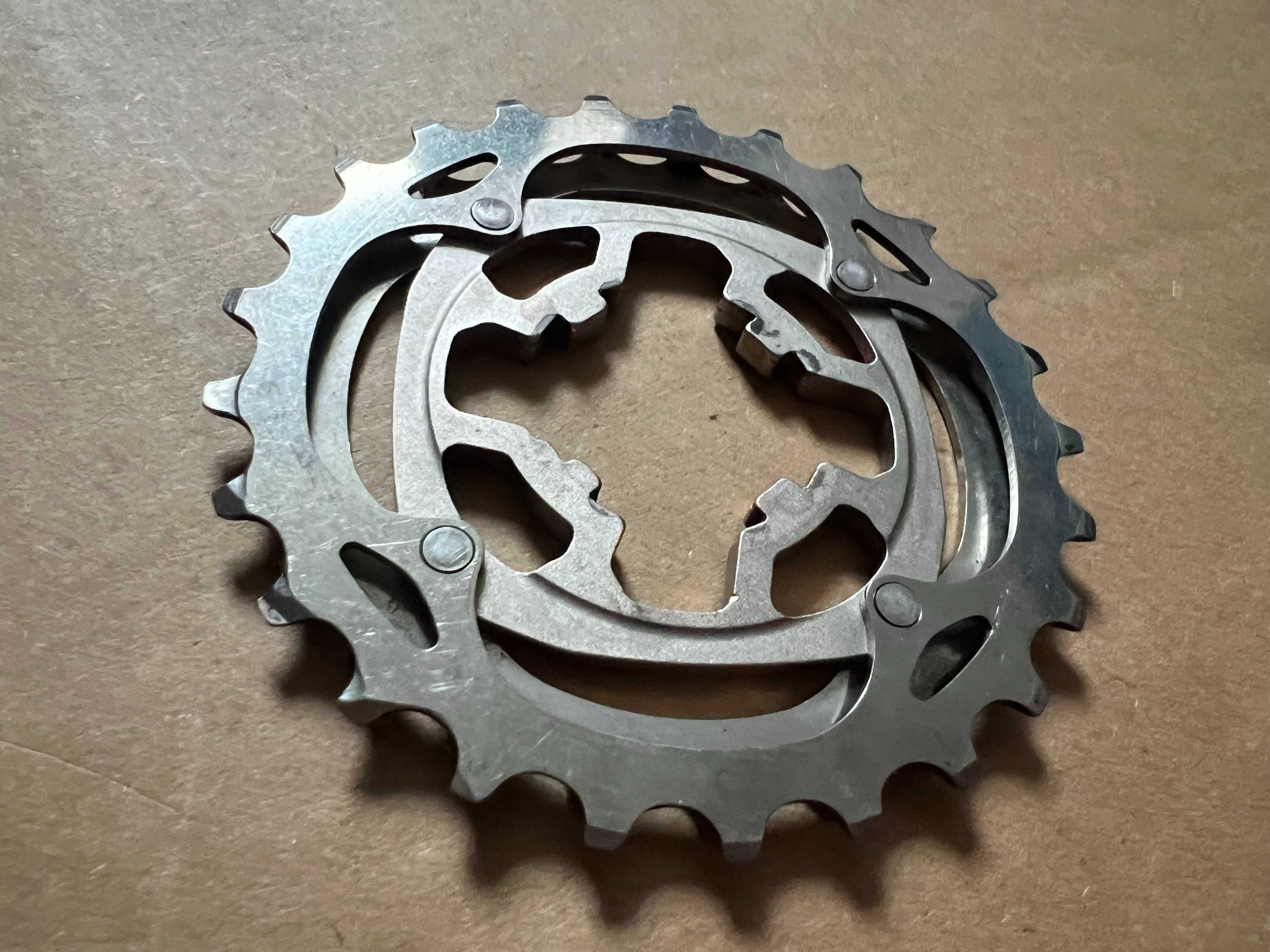 Zębatki do kasety pająk CAMPAGNOLO RECORD 23 25 zębów 10s TITANIUM