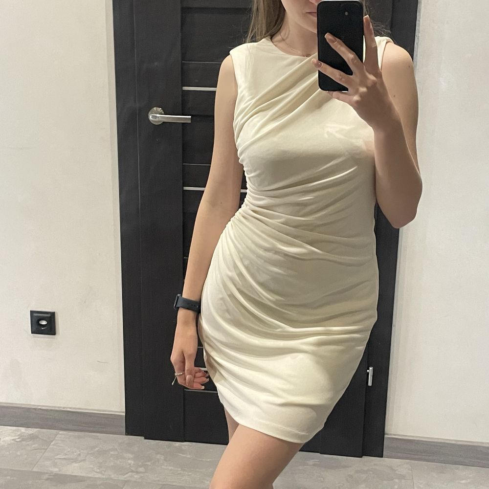 Красива сукея Zara
