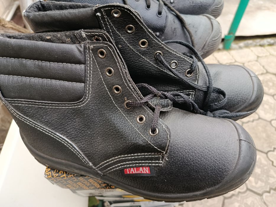 Ботинки рабочие,,,