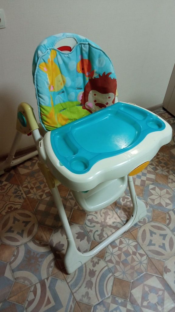 Стільчик дитячий fisher price