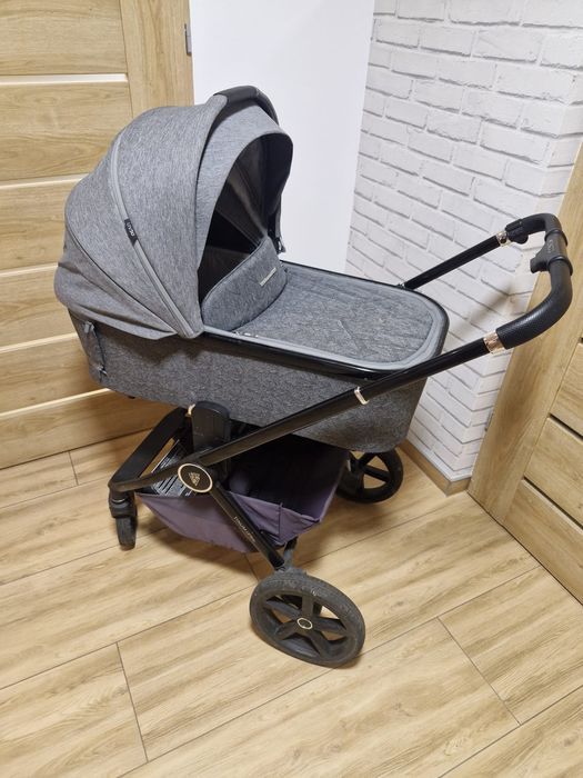 Wózek dziecięcy Venicci Tinum UpLine 2w1