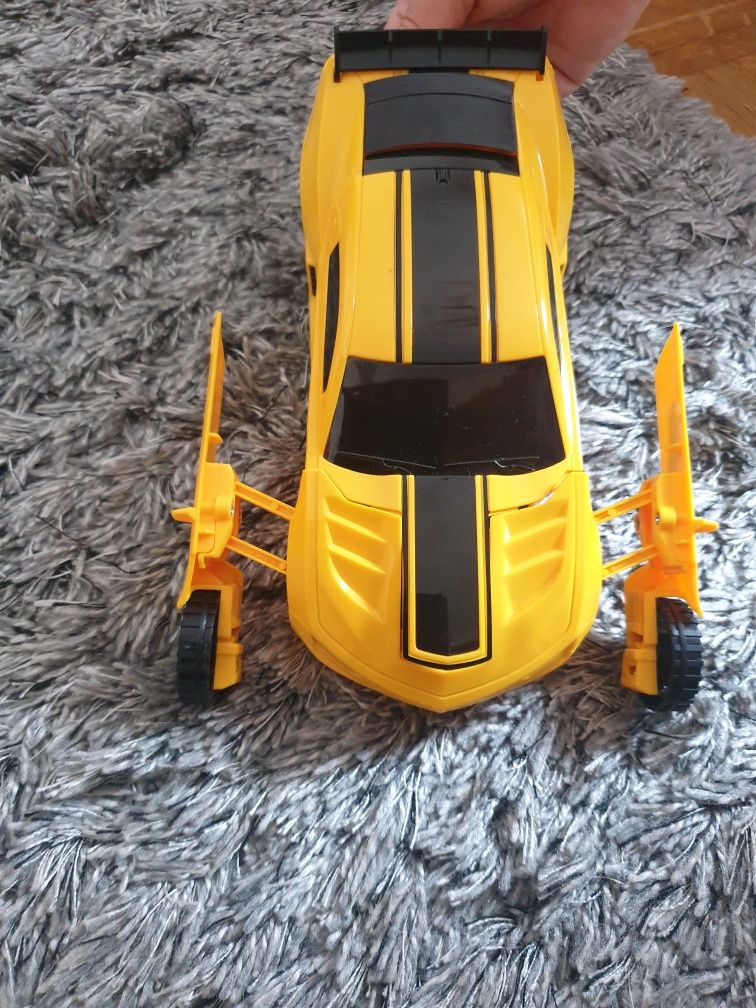 Transformers SPEEDING DEFORM 2 w 1 auto robot