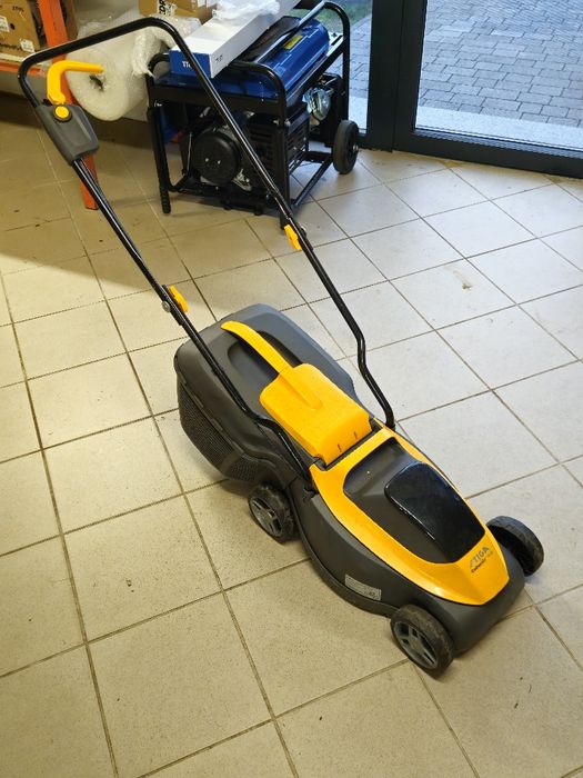 Kosiarka elektryczna Stiga 132ae 2x akumulator