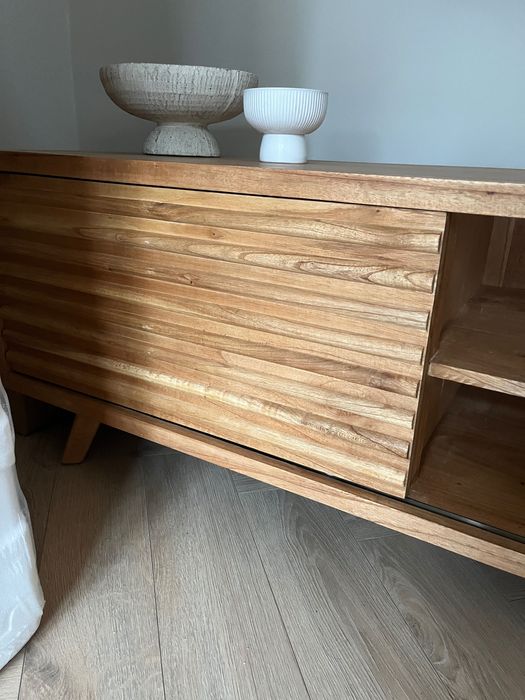 Cena ostateczna - Nowa szafka  RTV drewniana 200 cm