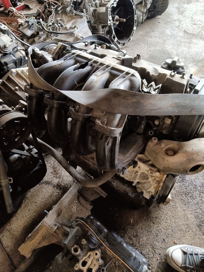 Motor Citroen C4 gasolina 1.4