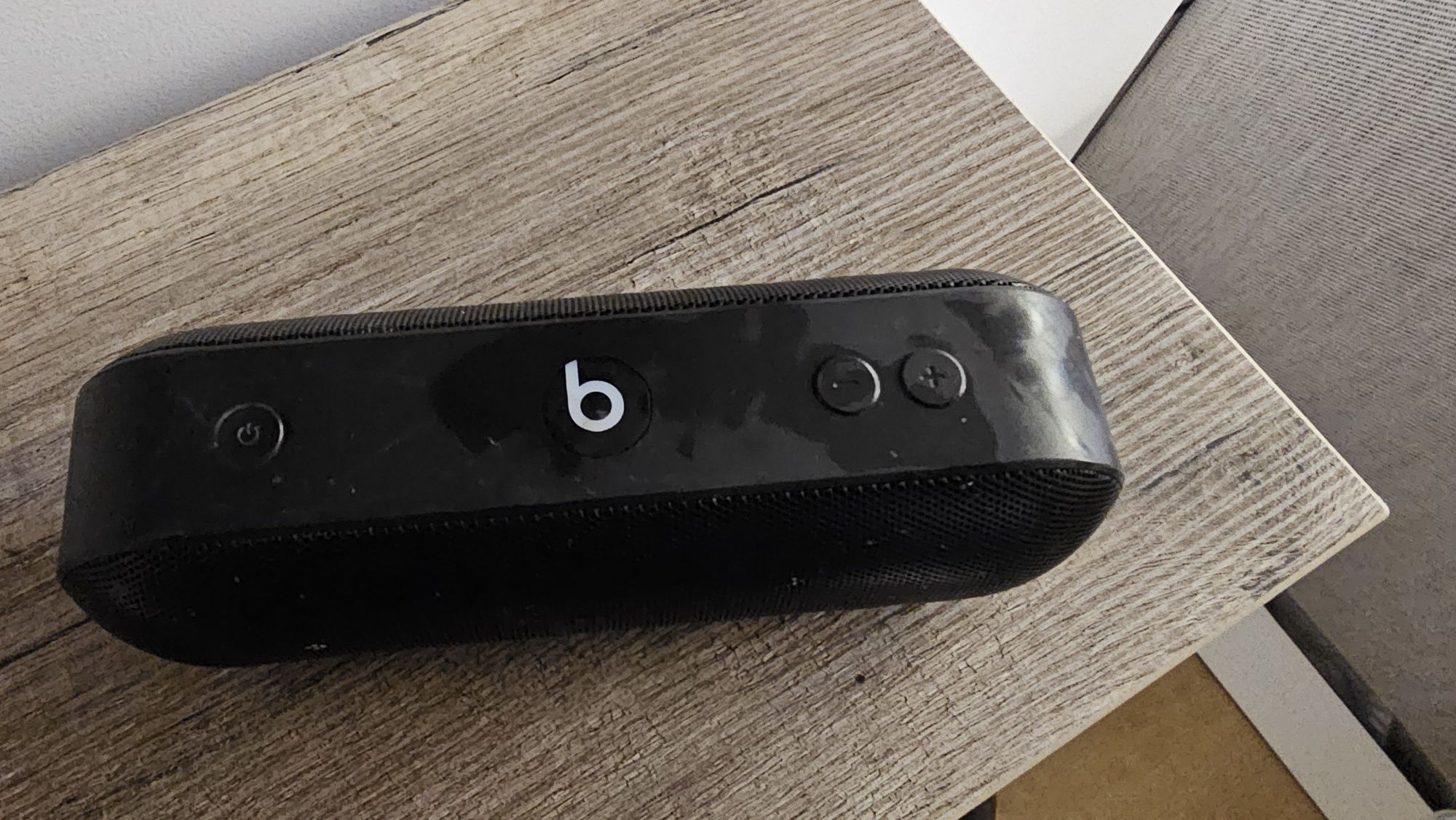 Coluna Beats Pill