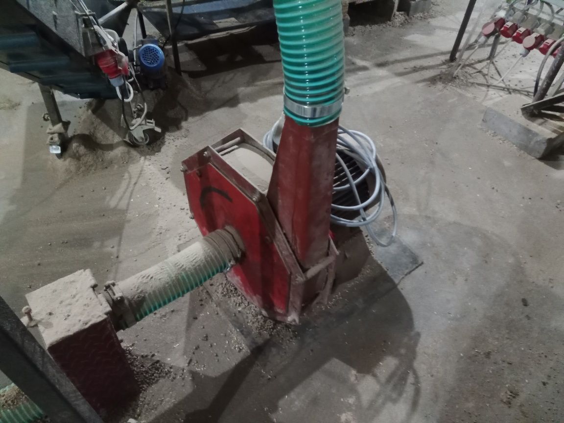linia do produkcji pelletu/granulator pasz/peleciarka BRIKOL sj25