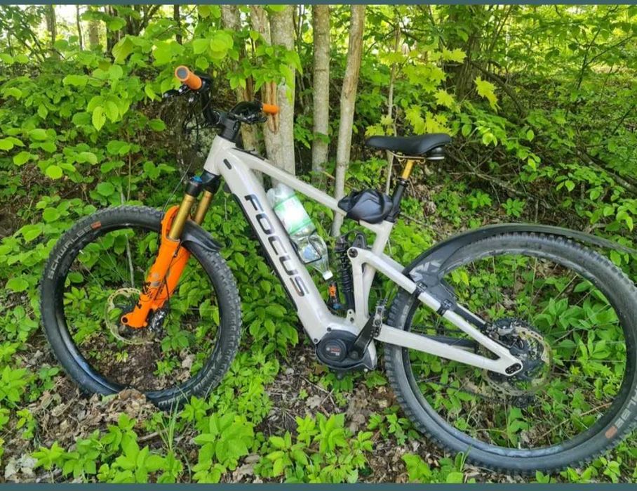 Rower Focus Sam2 6.7 Szary