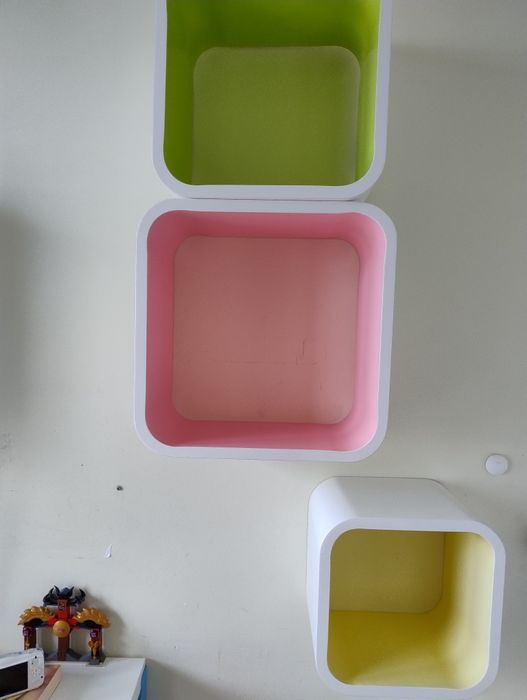 Szafki wiszące białe połysk kolorowe otwarte cube 4szt komplet