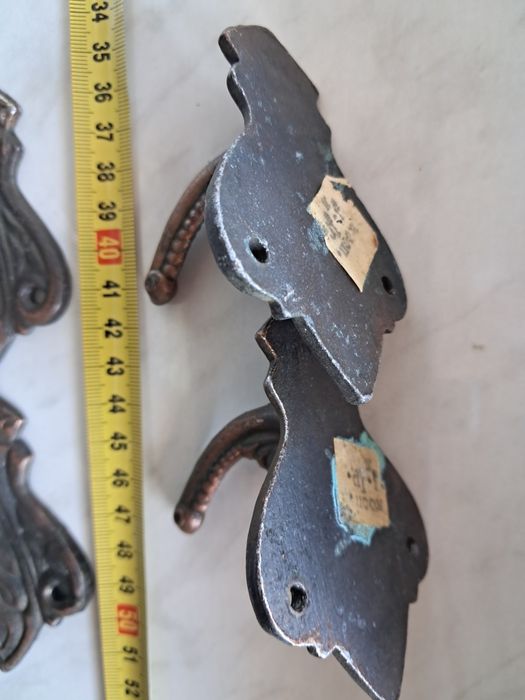 Металеві настінні гачки