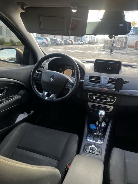 Renault Megane III 1.5 dCi автомат