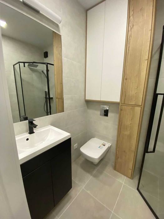 Продам 2 кімн. квартиру в новобудові з ремонтом