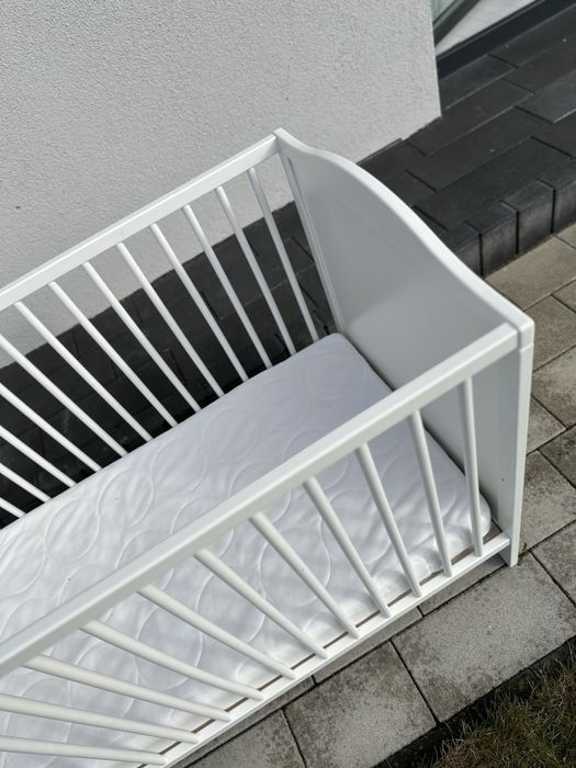 Łożeczko dziecięce Ikea Smagora + materac