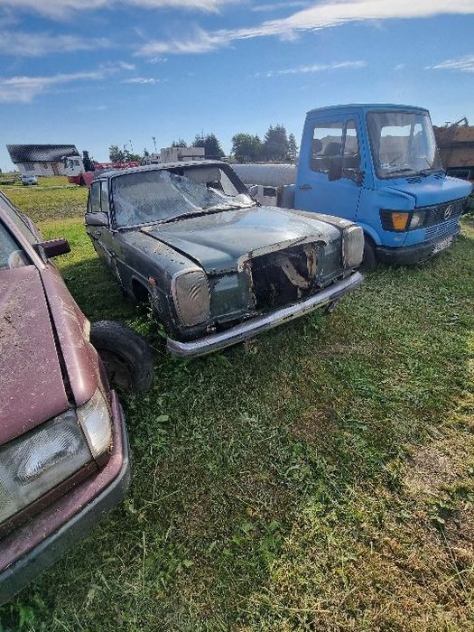 Mercedes w114 na czesci