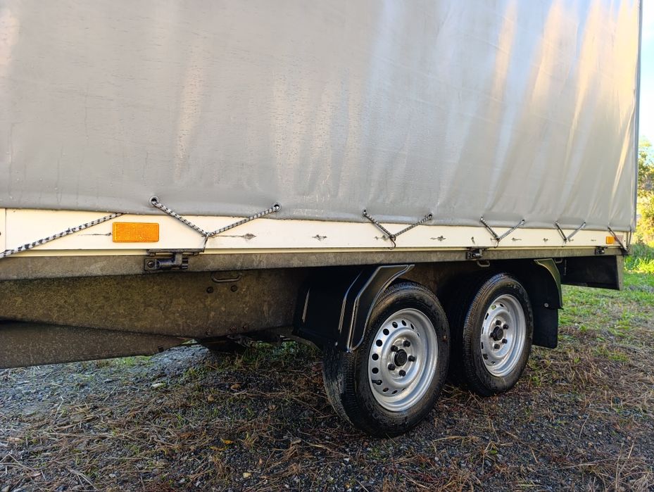 Atrelado reboque Humbaur 2700kg Carga Geral