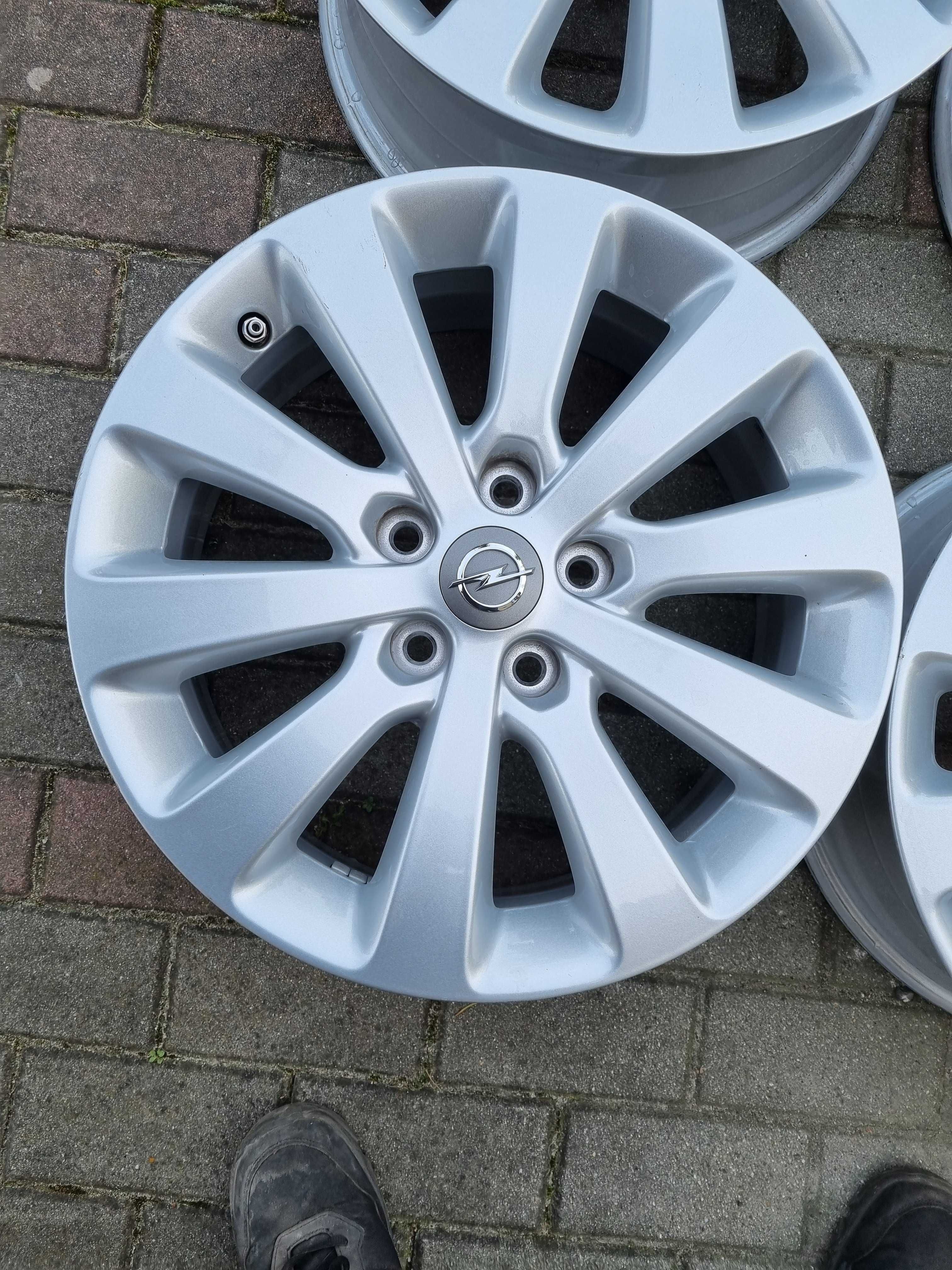 Oryginalne Alufelgi OPEL 17" 5x115 ET 44