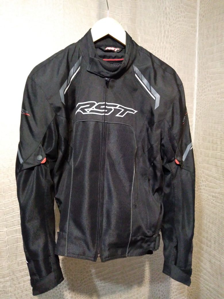 Kurtka RST performance wear S/40