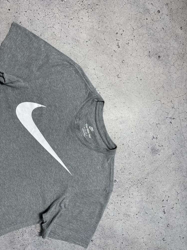 Мужская Футболка Nike Big Swoosh Оригинал Серая Идеал XS-S Drill