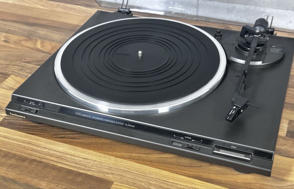 Gramofon Technics SL-BD20D