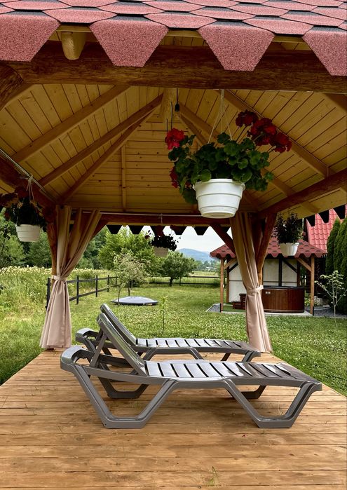 Відпочинок у Карпатах , ЧАН з гідромасажем, БАНЯ , БАСЕЙН на дворі