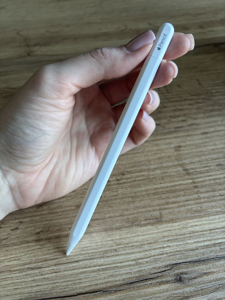 iPad Air 11” M2 128GB + Combo Touch + Apple Pencil – jak nowy!