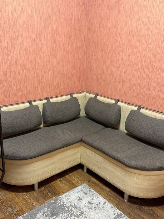 Кухонний Уголок / диван