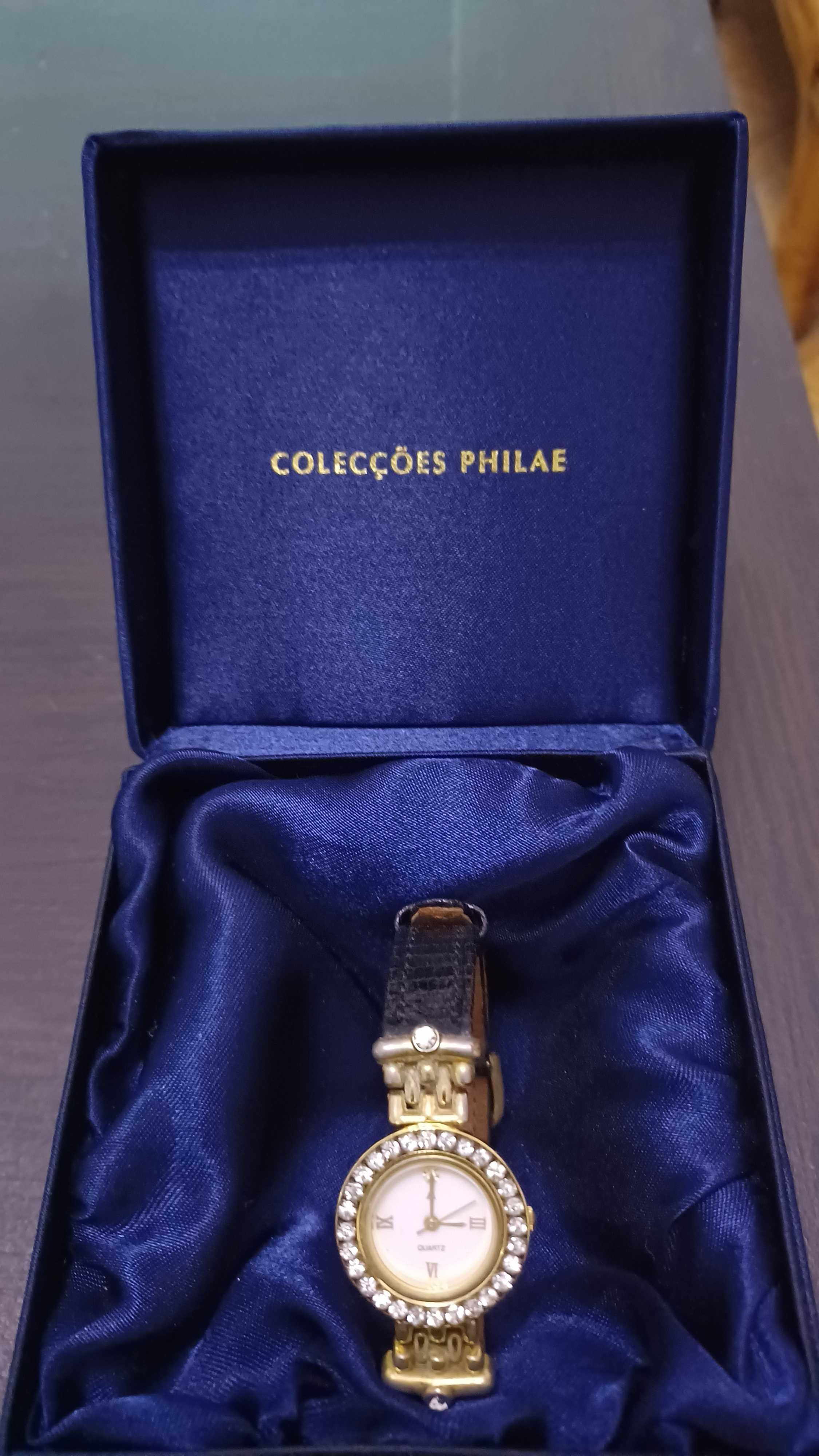 Relógio com cristais coleções philae
