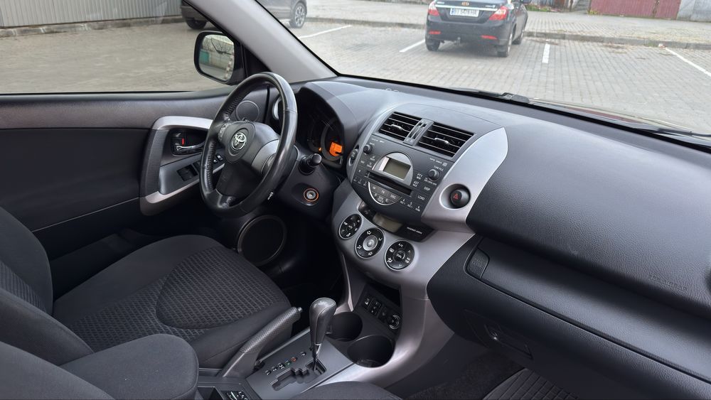 Toyota Rav4 2008рік Пробіг 90 тис.км