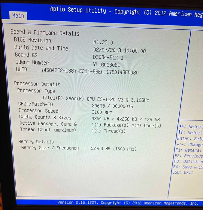 Fujitsu PRIMERGY RX100 S7p 32GB Xeon E3-1220 3xdiscos SAS 600GB