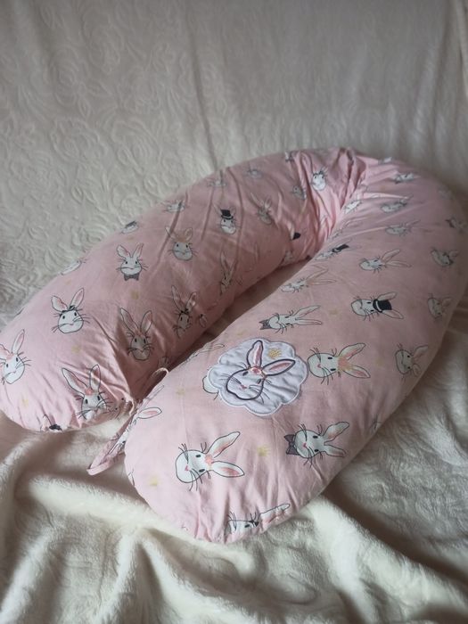 Подушка для годування