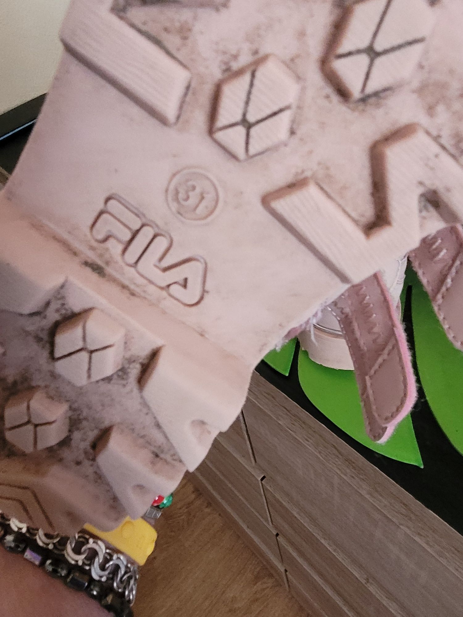 Buty dziewczęce fila rozmiar 31 jak nowe