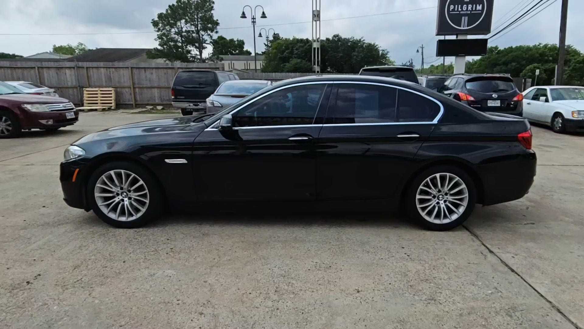 2015 BMW 5 Series 528i