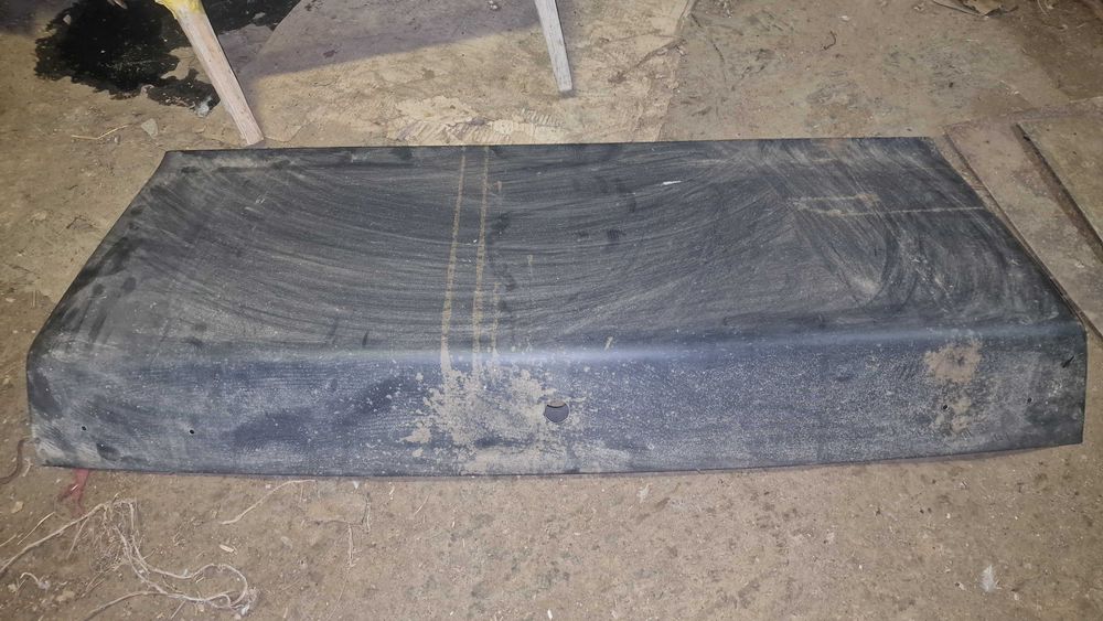 Кришка багажника 21099