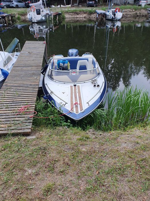 Motorówka 5m 90KM V4 Evinrude