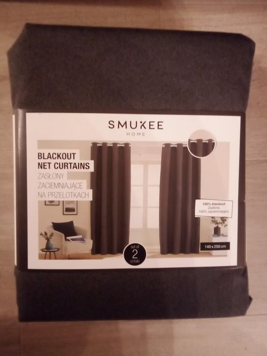 Dwie zasłony na kółkach SMUKEE szare grafitowe zaciemniające blackout