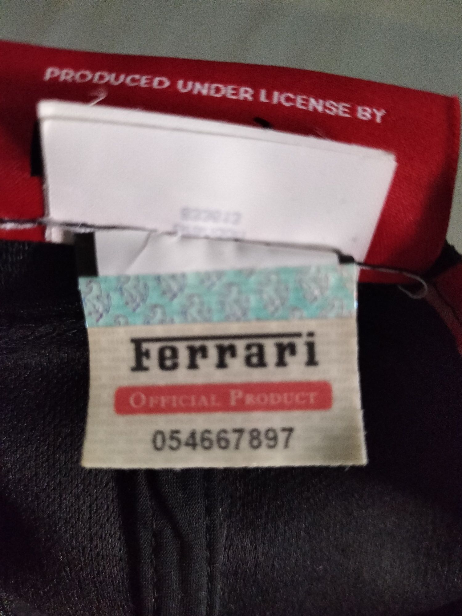Boné F1 da Ferrari - Edição limitada