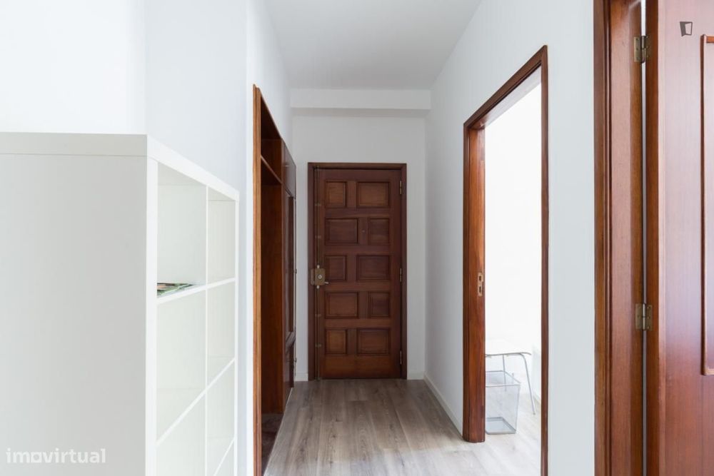 Quarto - localizado em Bonfim Porto