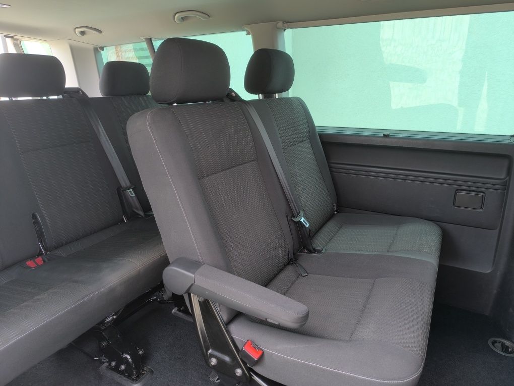 VW Caravelle Long