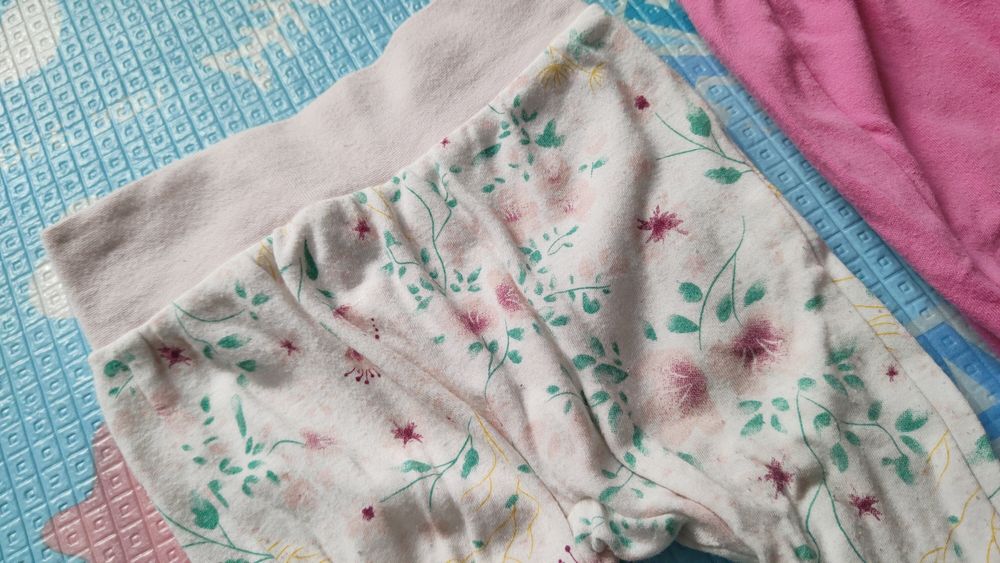 Spodnie do spania rozmiar 68 ,3-6 miesięcy