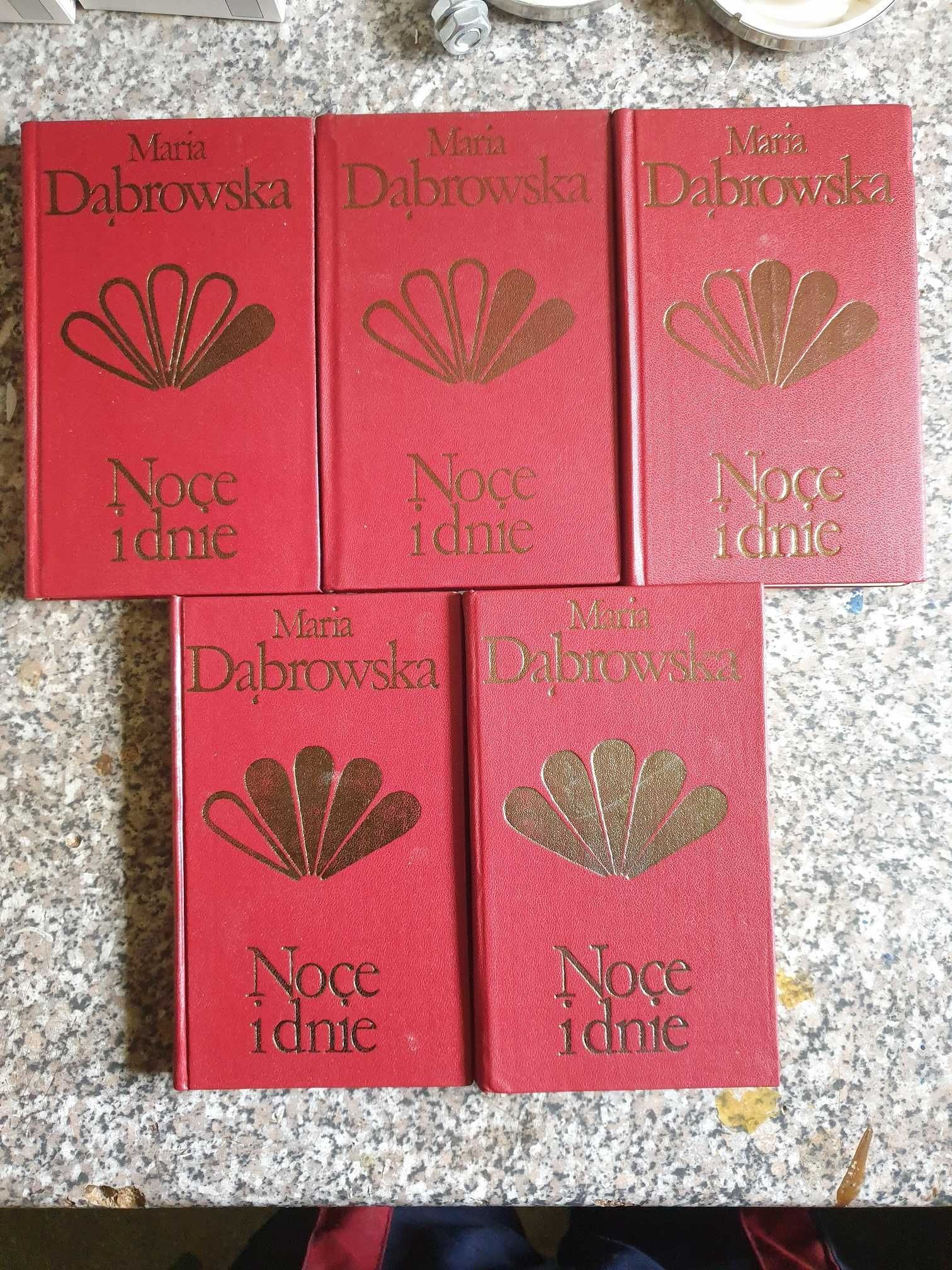 Ksiazki noce i dnie 5 tomow