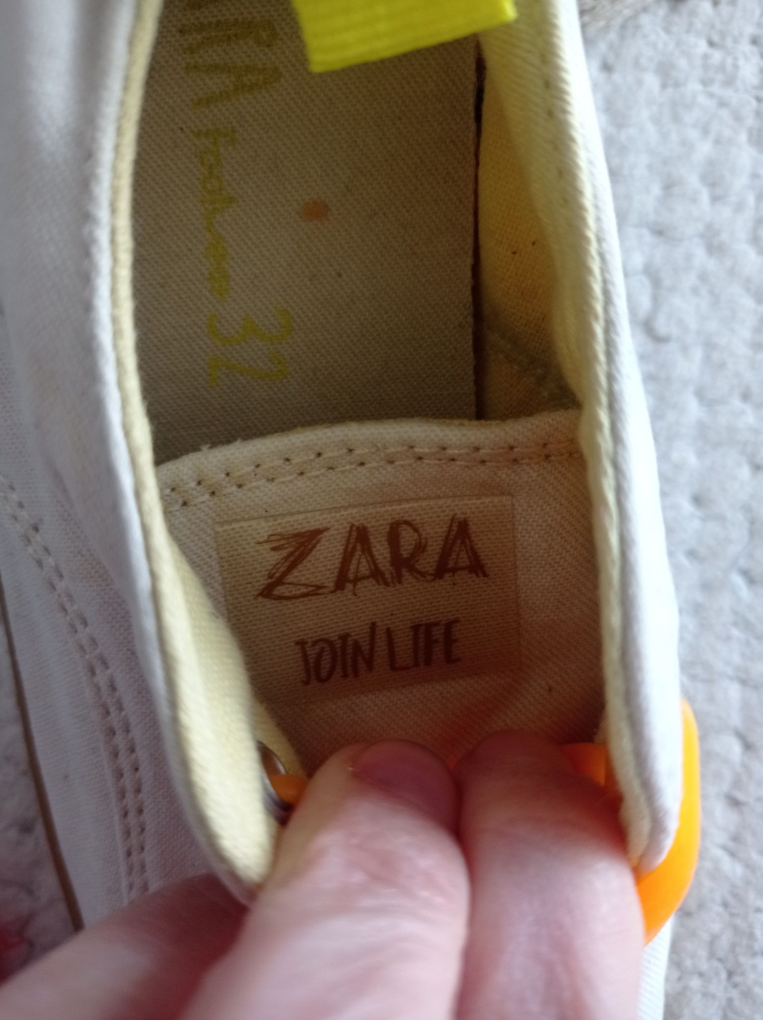 Buty chłopięce Zara 32