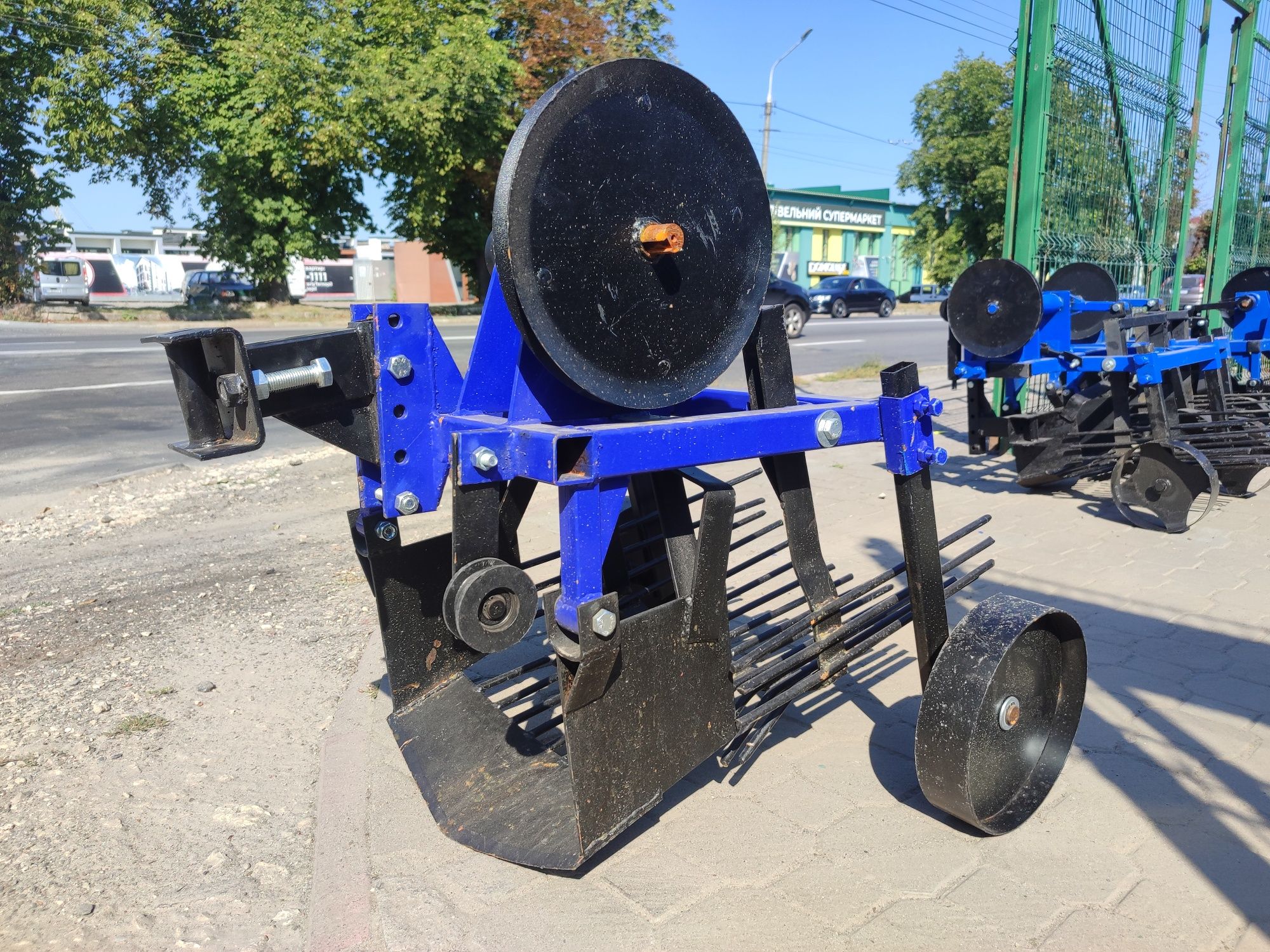 Картоплекопалка мотоблочна
