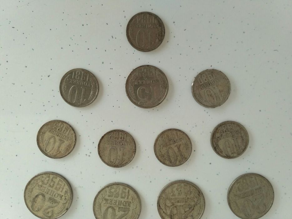Копійки, монети СССР. 3 копейки 1983г, 15 копеек 1961г.