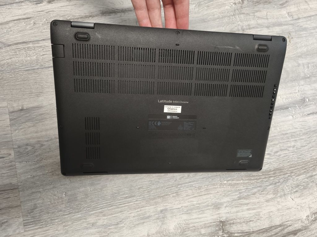 Мощний ноут з SSD, гарний стан, Core i3/8/128/DDR4/батарея тримає/ідеа