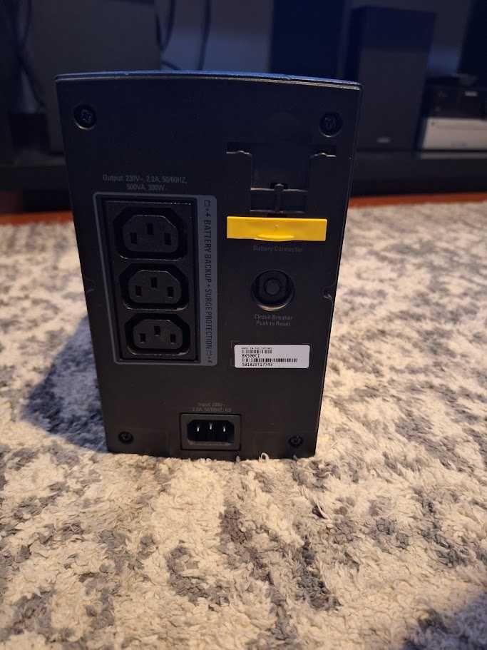 UPS APC Back-UPS 500