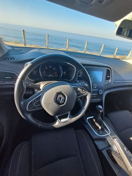 Renault Mégane Sport Tourer 1.5 dCi ECO2) – Muito Económico