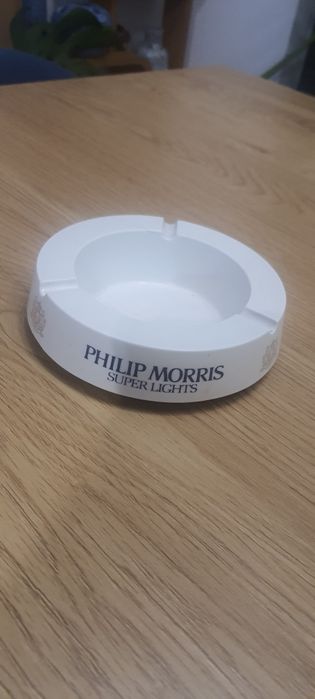 Popielniczka Philip Morris