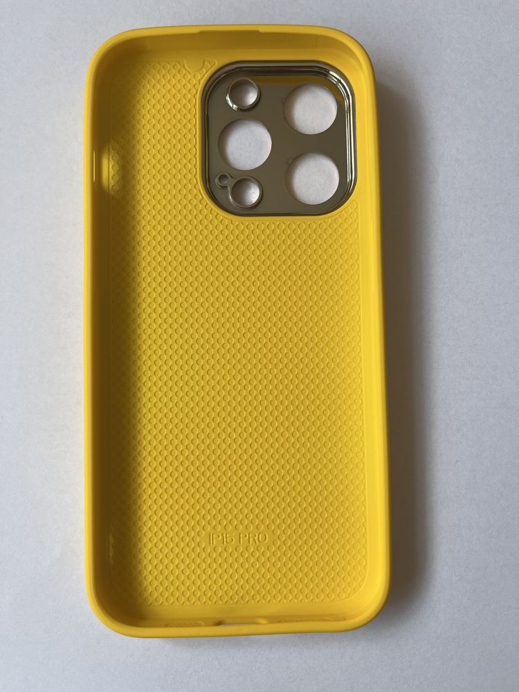 Etui na telefon iPhone 15 Pro- szkło gratis
