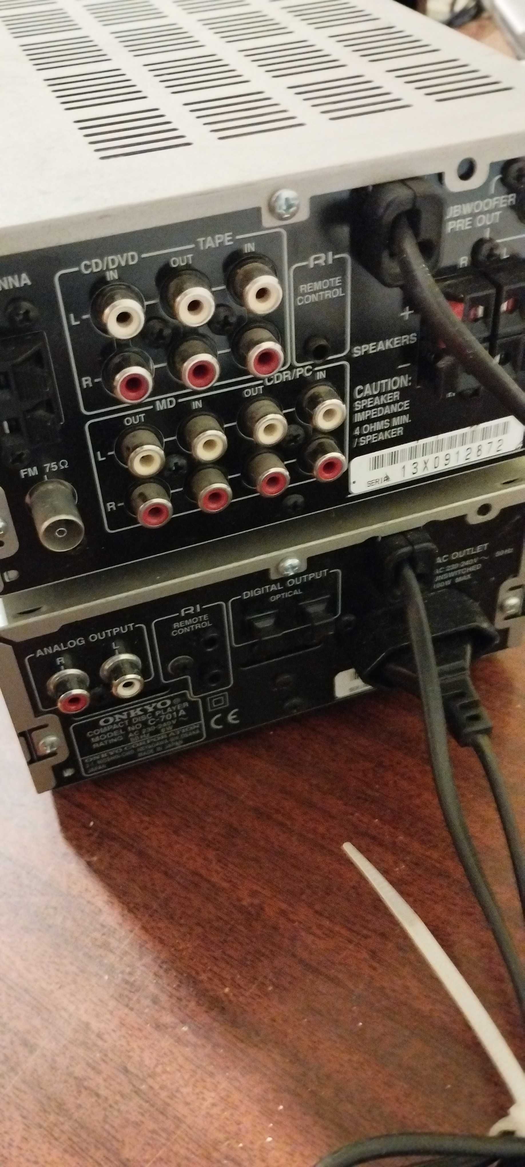 Міні ситема Onkyo R-801A  підсилювач плеєр